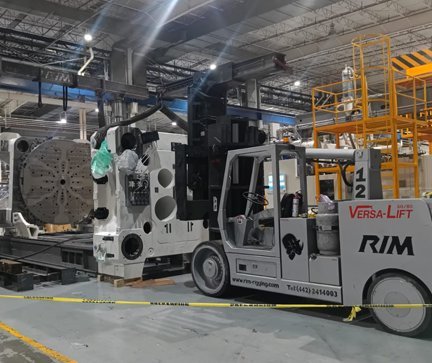 Instalacion maquinaria CNC versa-lift plataforma traslado AZVIR